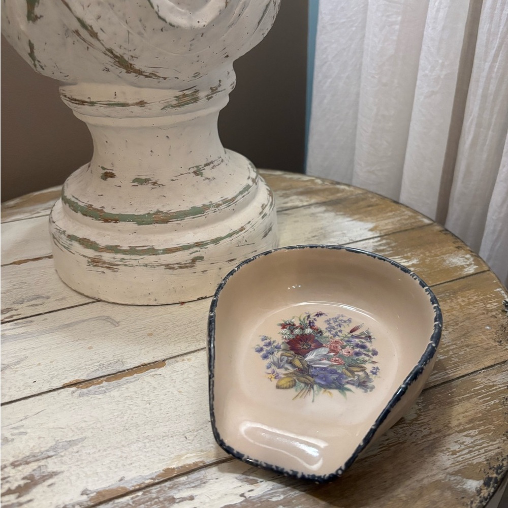 Floral Spoon Rest Pottery